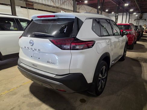 Used 2023 Nissan Rogue SL w/ SL Premium Package AWD/4WD image 2