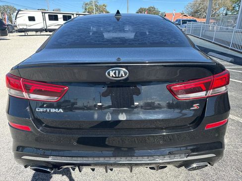 Used 2019 Kia Optima S FWD image 4