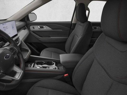 New 2026 Ford Explorer Active RWD image 6