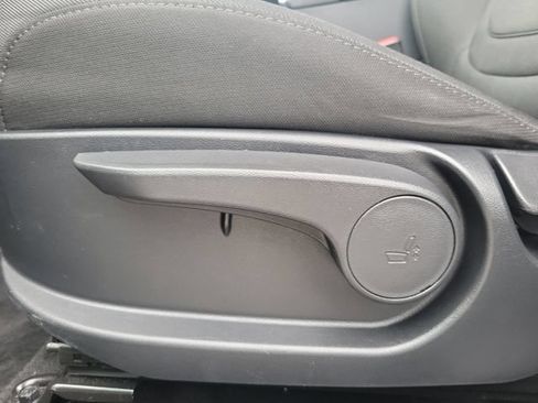 Used 2025 Hyundai Tucson SE FWD image 20