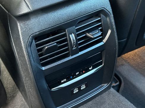 Used 2023 BMW i4 eDrive35 w/ Premium Package RWD image 13