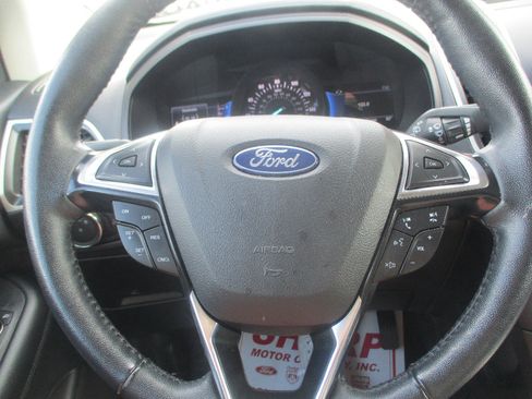 Used 2024 Ford Edge SEL AWD/4WD image 10