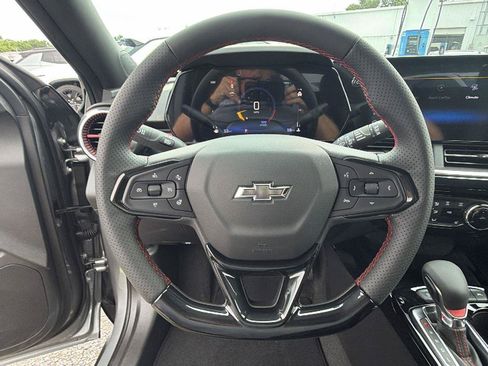 New 2026 Chevrolet Trax RS w/ Driver Confidence Package FWD image 20