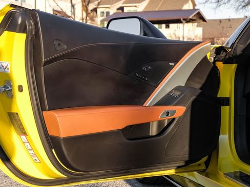 Used 2016 Chevrolet Corvette Z06 w/ 3LZ Preferred Equipment Group image 39