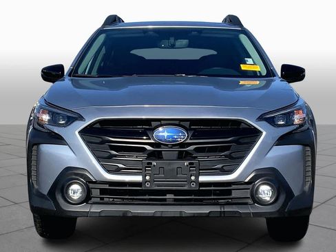 Used 2025 Subaru Outback Onyx Edition XT w/ Popular Package #2 image 4