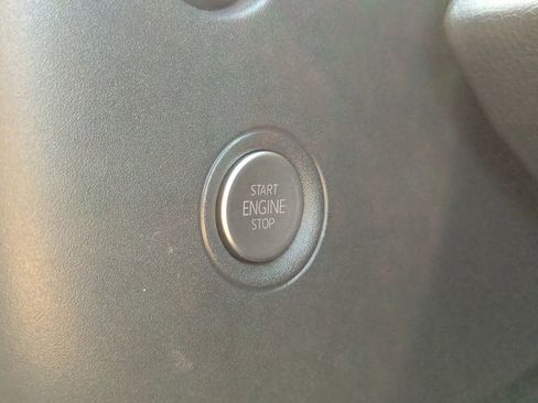 Used 2021 Volkswagen ID.4 Pro S RWD image 15