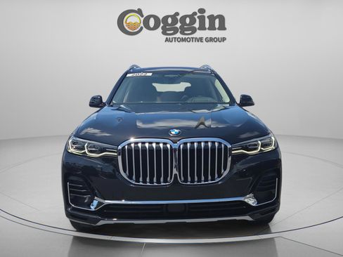 Used 2022 BMW X7 xDrive40i w/ Premium Package AWD/4WD image 8