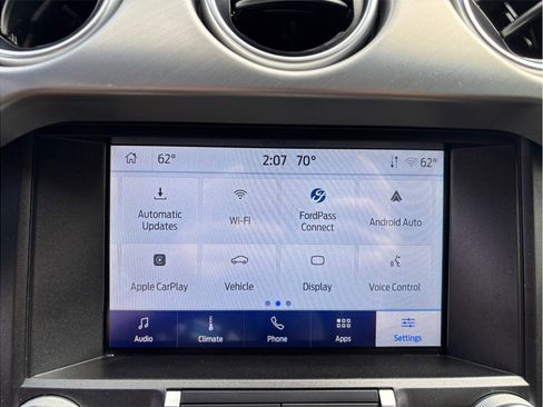 Used 2022 Ford Mustang Premium image 33