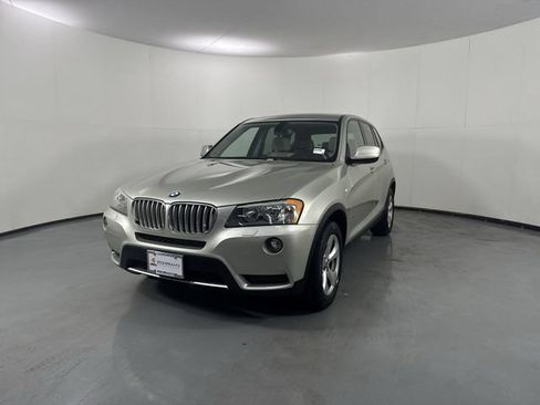 Used 2012 BMW X3 xDrive28i AWD/4WD image 2