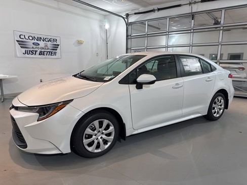 New 2026 Toyota Corolla LE image 4