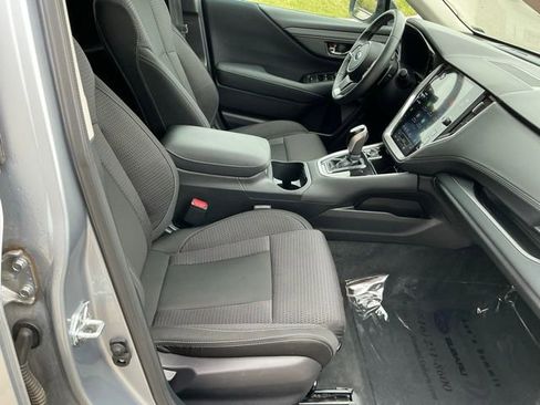 Certified 2025 Subaru Outback Premium AWD/4WD image 19