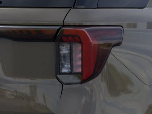 New 2026 Ford Explorer ST-Line w/ ST-Line Street Pack RWD image 21