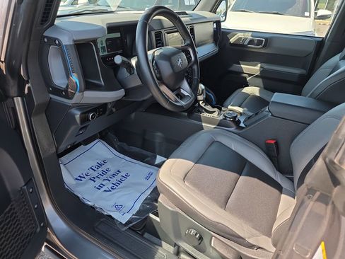 Used 2023 Ford Bronco Black Diamond AWD/4WD image 11