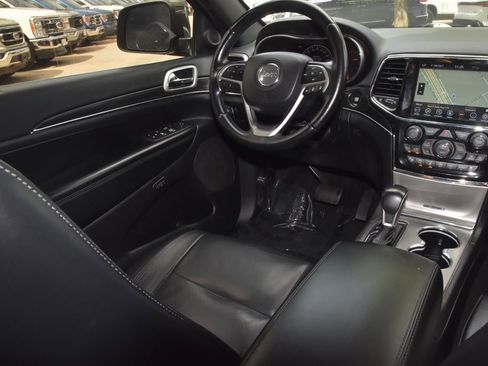 Used 2022 Jeep Grand Cherokee Limited AWD/4WD image 15