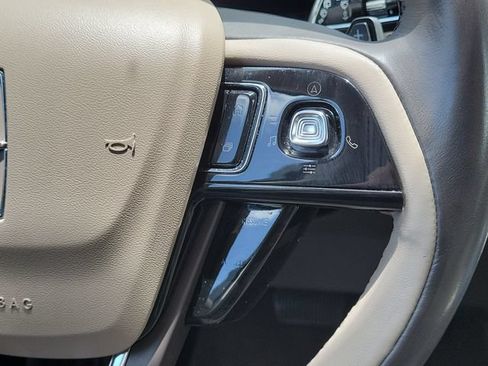 Certified 2022 Lincoln Corsair Reserve FWD image 23