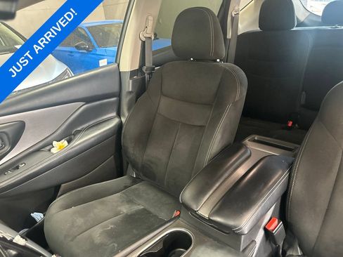 Used 2021 Nissan Murano SV FWD image 6