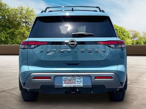 New 2026 Nissan Pathfinder SL w/ SL Premium Package FWD image 4