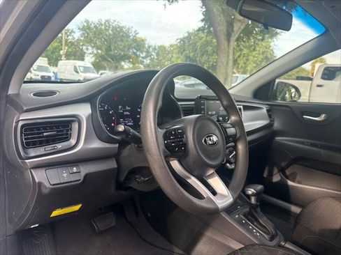 Used 2020 Kia Rio LX FWD image 13