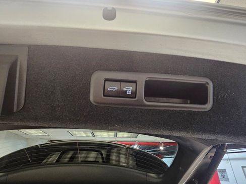 Used 2022 Lexus RX 350L Premium image 19