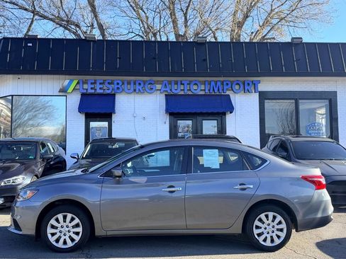 Used 2017 Nissan Sentra S image 6