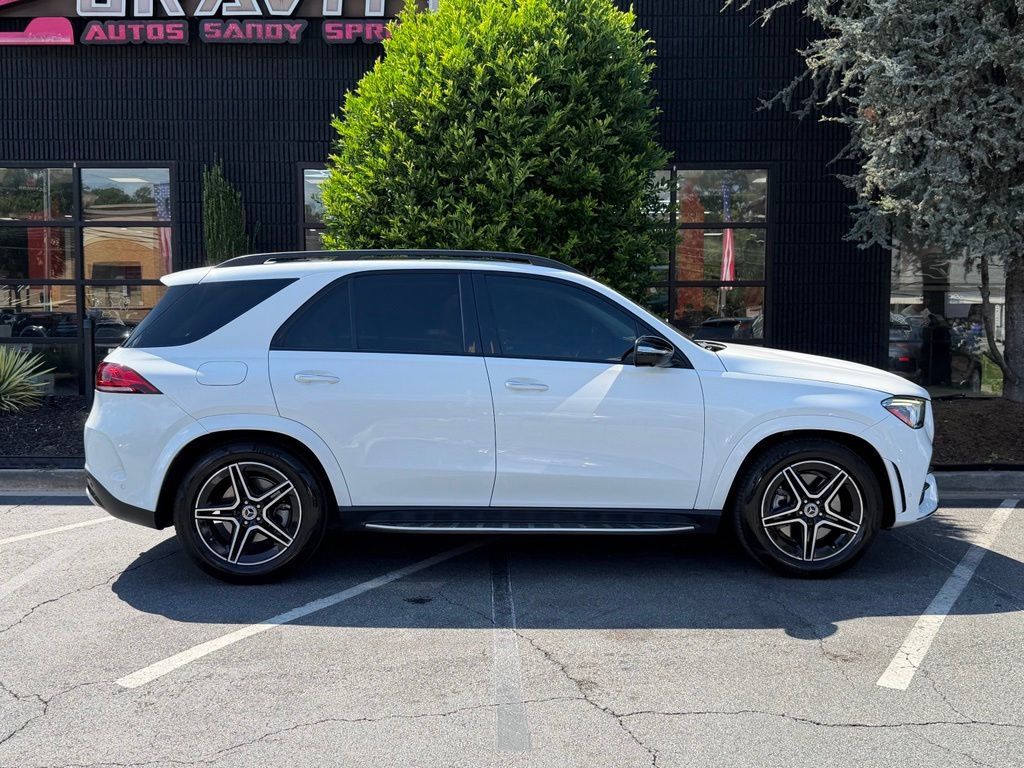 Used 2022 Mercedes-Benz GLE 450 4MATIC w/ AMG Line Exterior image 21