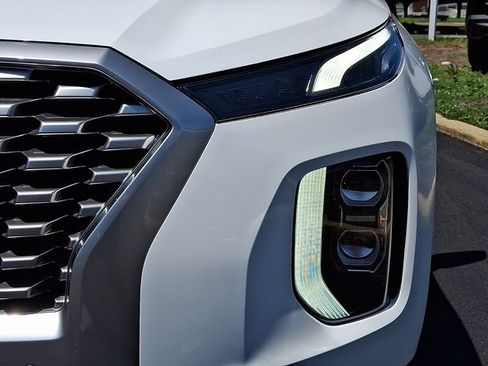 Used 2022 Hyundai Palisade SEL w/ Premium Package AWD/4WD image 9