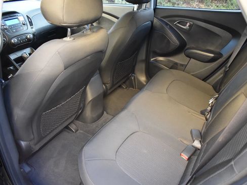 Used 2015 Hyundai Tucson GLS FWD image 8