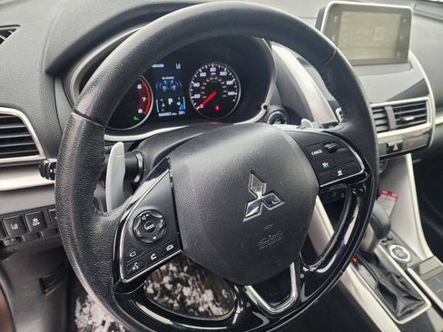 Used 2019 Mitsubishi Eclipse Cross SEL AWD/4WD image 16