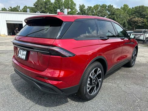 New 2025 Lincoln Nautilus Premier w/ Equipment Group 102A image 7