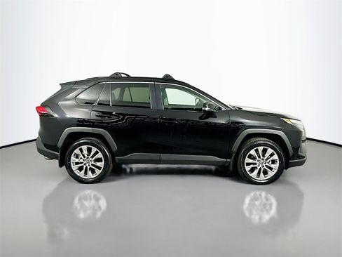 Certified 2023 Toyota RAV4 XLE Premium image 8