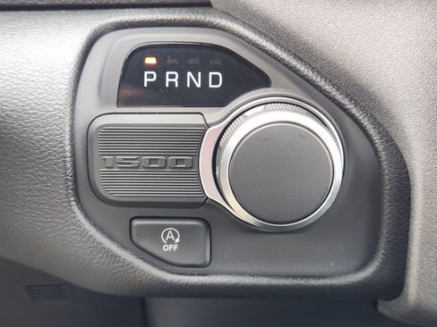 New 2026 RAM 1500 Express RWD image 17
