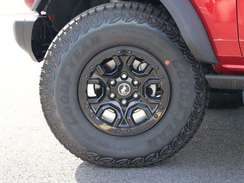 New 2026 Ford Bronco Badlands AWD/4WD image 2