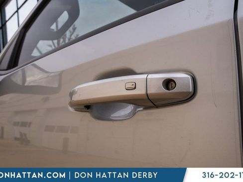Used 2021 Chevrolet Silverado 1500 RST AWD/4WD image 36