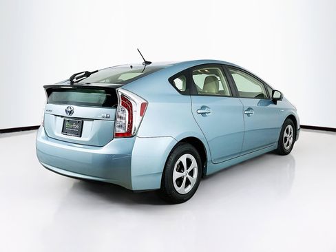Used 2015 Toyota Prius Four image 9