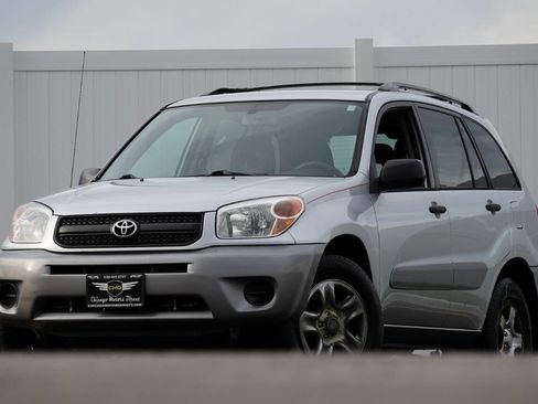 Used 2005 Toyota RAV4 4WD image 25
