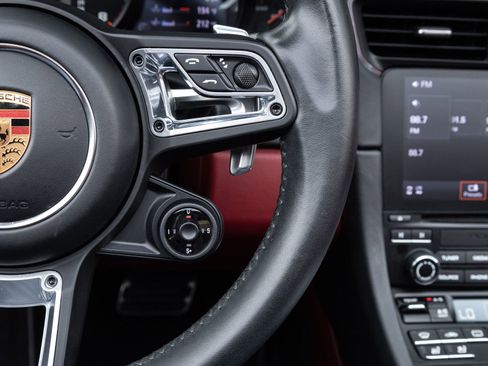 Certified 2019 Porsche 911 Targa 4 GTS AWD/4WD image 18