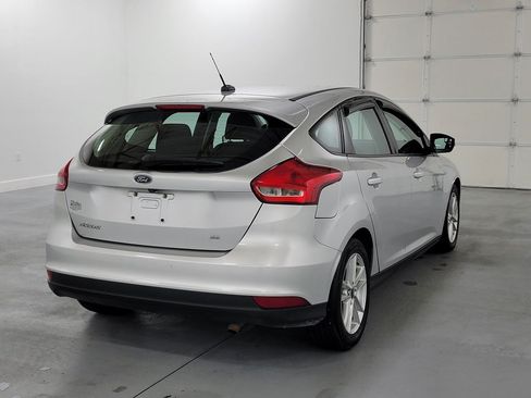 Used 2016 Ford Focus SE FWD image 8