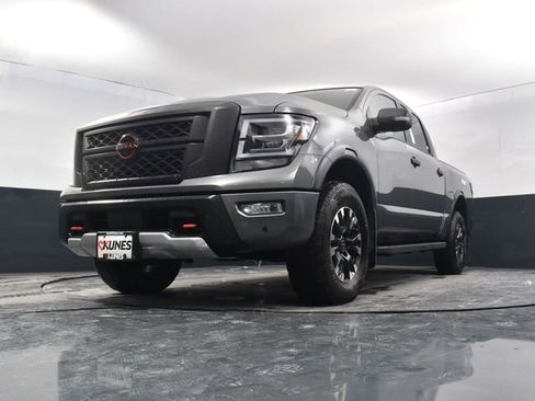 Used 2023 Nissan Titan PRO-4X w/ Pro-4x Convenience Package image 44