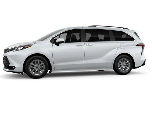 New 2026 Toyota Sienna XLE FWD image 3