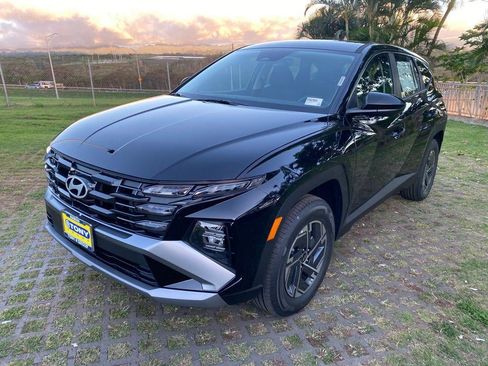 New 2026 Hyundai Tucson Blue SE image 3