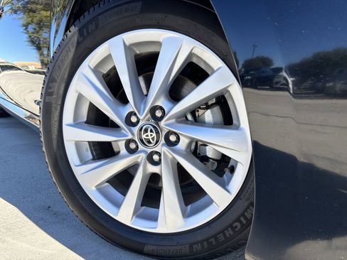 Used 2024 Toyota Camry LE image 9