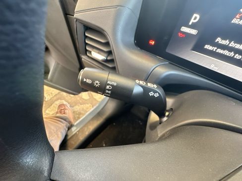 Used 2026 Nissan Sentra SV w/ Floor Mat Package FWD image 15