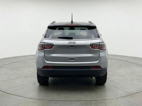 Used 2025 Jeep Compass Limited image 7