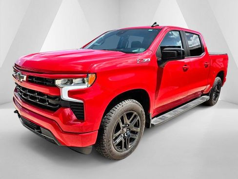 Used 2022 Chevrolet Silverado 1500 RST AWD/4WD image 3