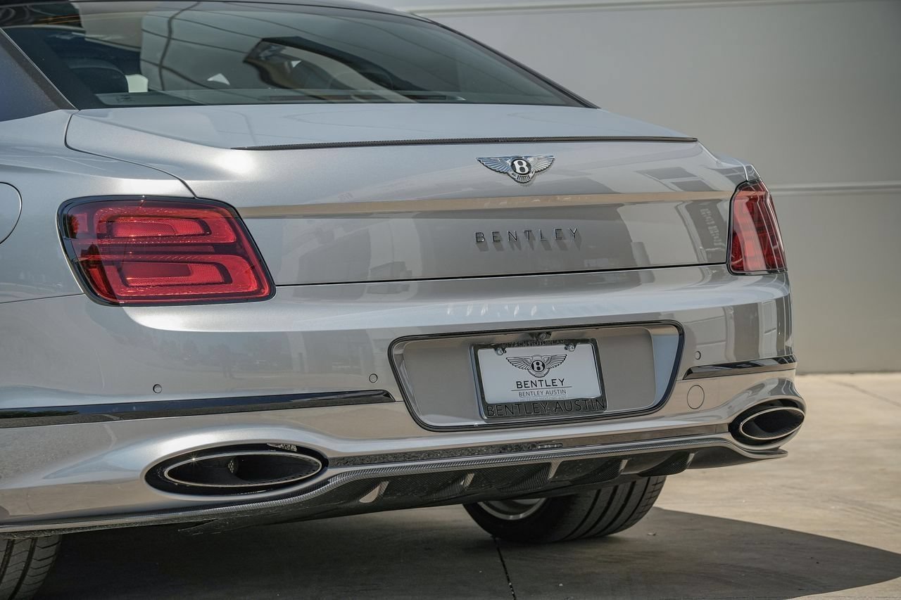 Certified 2025 Bentley Flying Spur Plug-In Hybrid AWD/4WD image 16