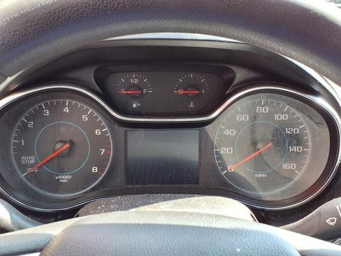 Used 2018 Chevrolet Cruze LT image 16