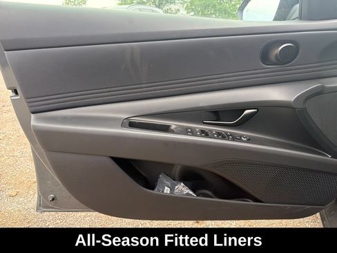 Used 2026 Hyundai Elantra Sport FWD image 12