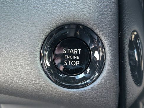 New 2026 Nissan Armada SL image 16