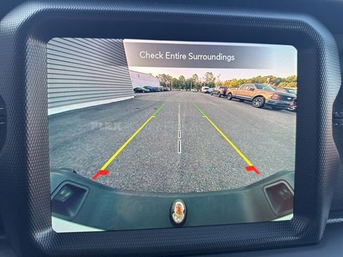 Used 2022 Jeep Gladiator Overland image 21