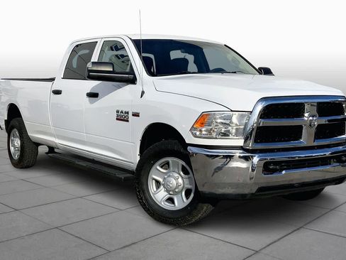 Used 2017 RAM 3500 Tradesman image 2